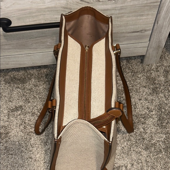 Kate Spade Cream and Tan Tote Bag - Picture 4 of 7